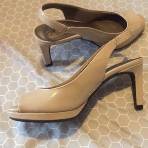 Women’s Life Stride Heels
